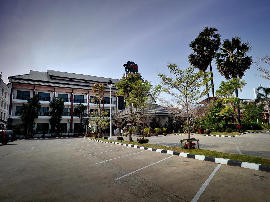 Mammoth Resort Khon Kaen Exterior foto