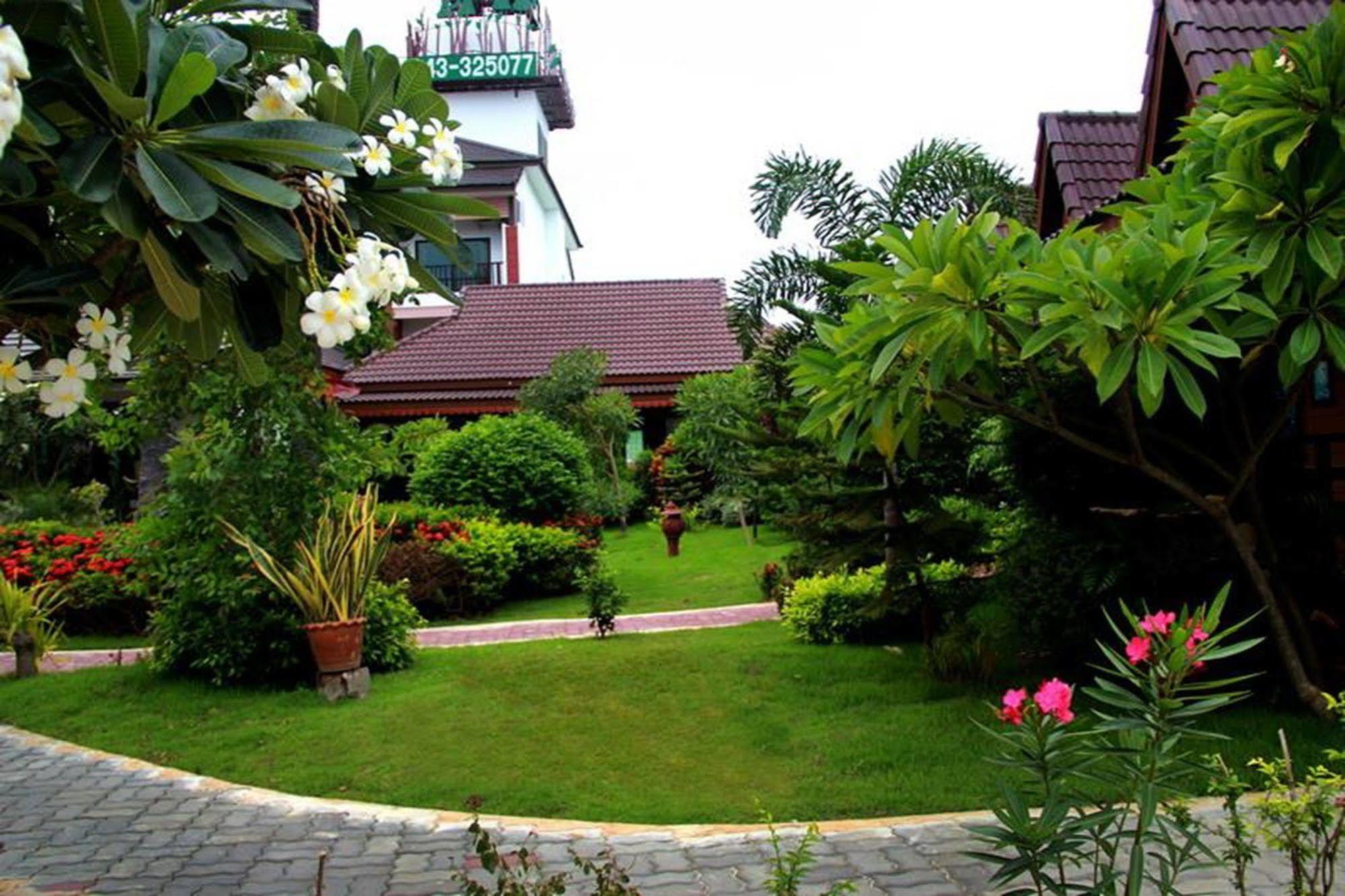 Mammoth Resort Khon Kaen Exterior foto